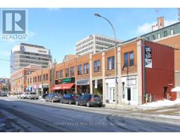 18 DUKE STREET E, Kitchener, Ontario