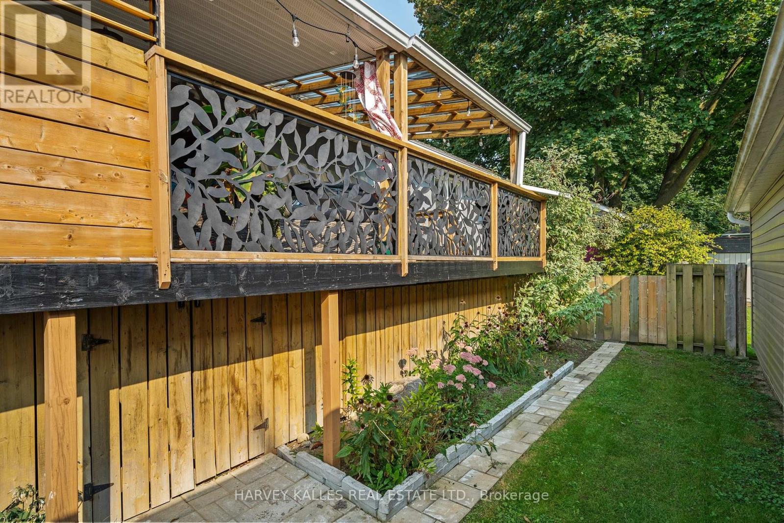 46 Barker Street, Prince Edward County, Ontario  K0K 2T0 - Photo 32 - X12281326