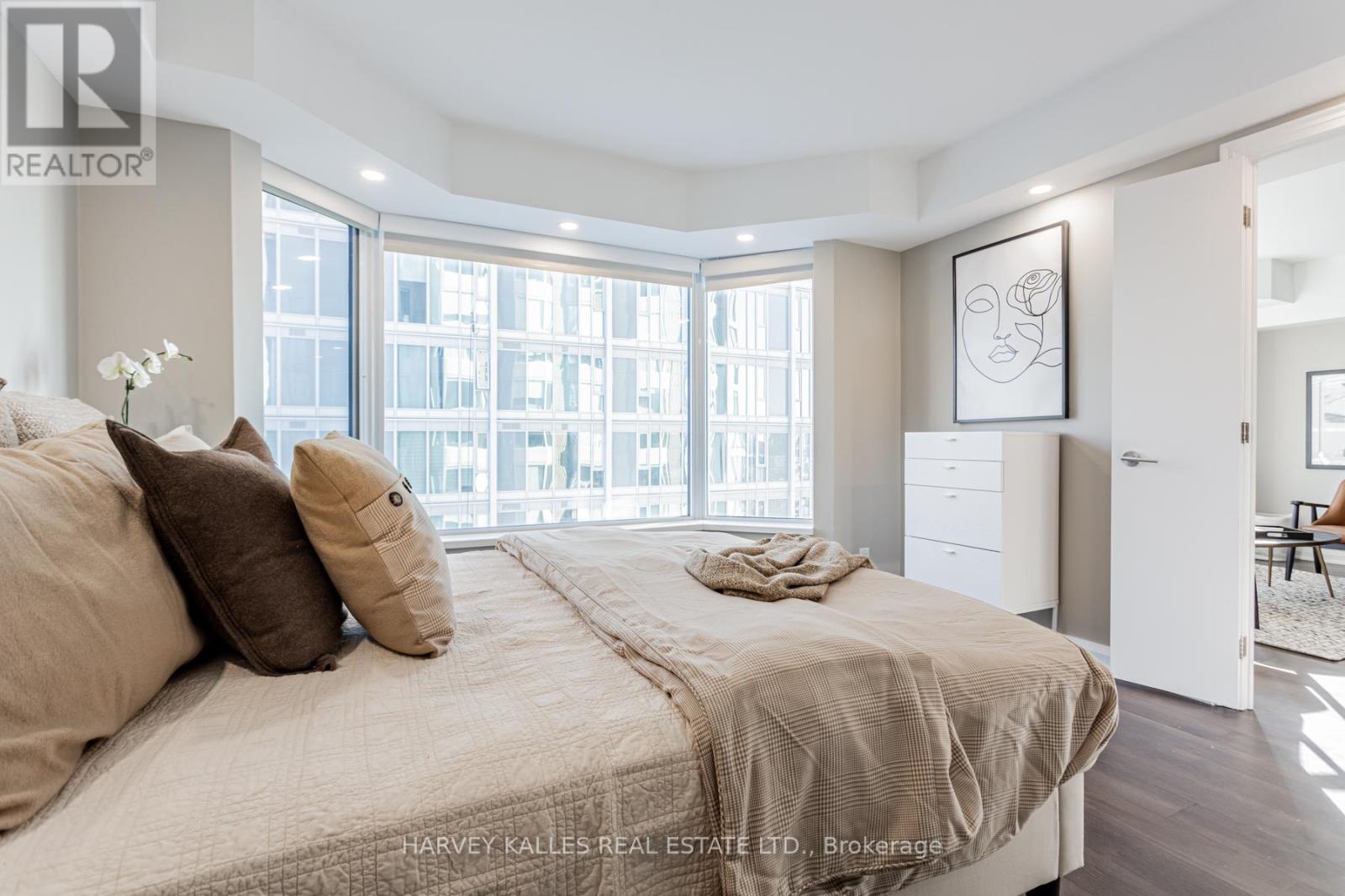 2308 - 155 Yorkville Avenue, Toronto, Ontario  M5R 1C4 - Photo 22 - C12290228