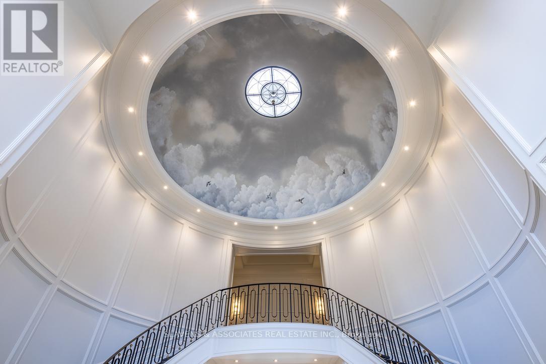 15 Tudor Gate, Toronto, Ontario  M2L 1N3 - Photo 5 - C12339011