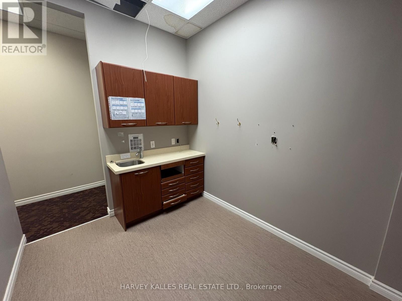 1476 Queen Street W, Toronto, Ontario  M6K 1M4 - Photo 4 - W12339137