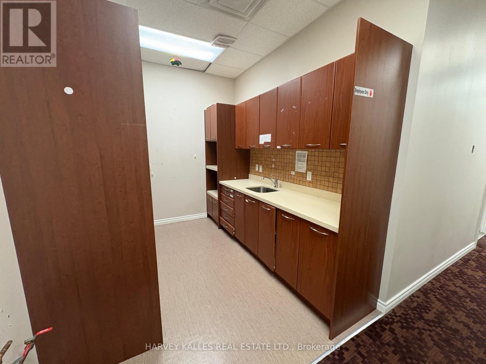 1476 Queen Street W, Toronto, Ontario  M6K 1M4 - Photo 5 - W12339137