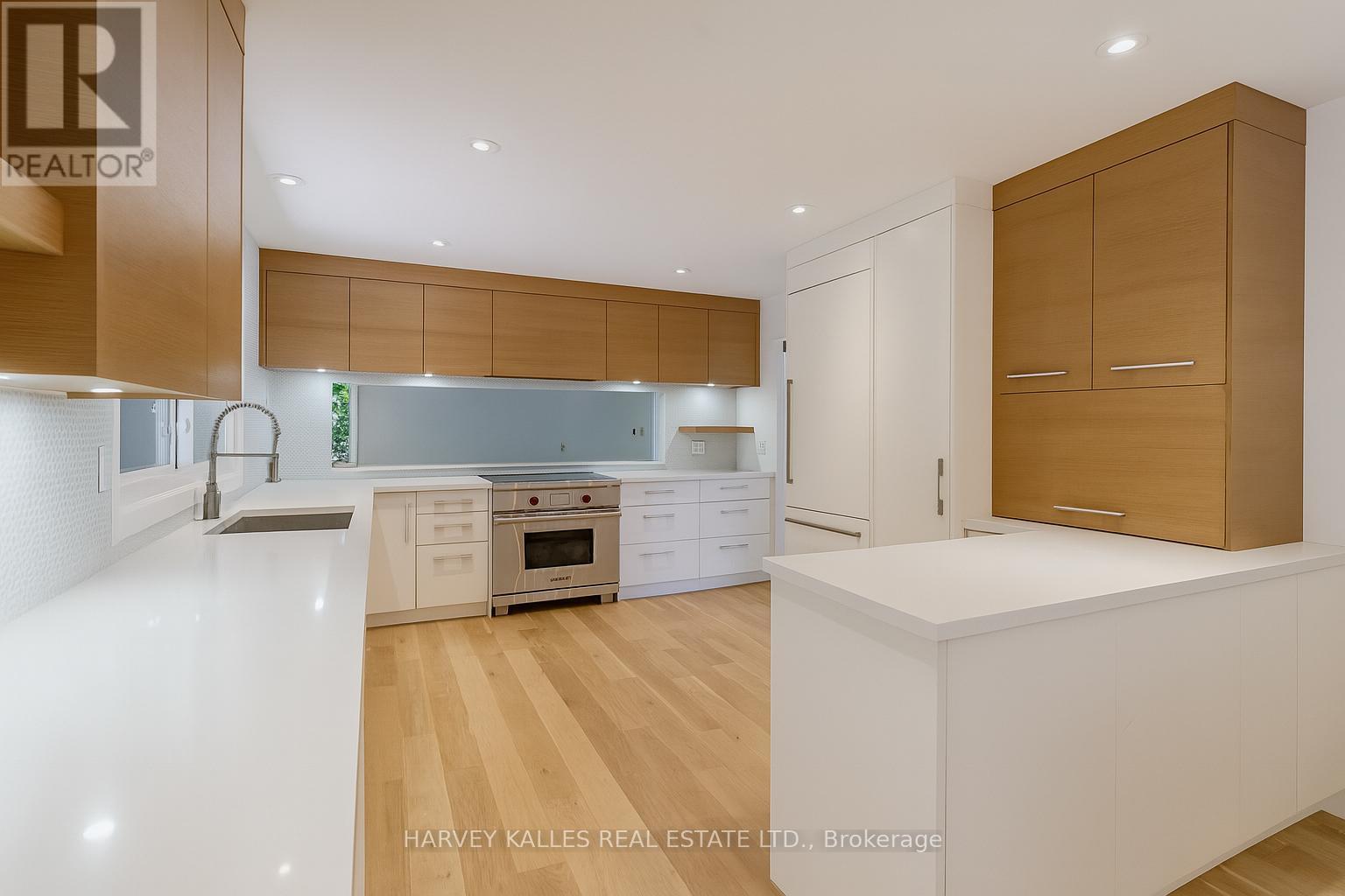 23 Royal Oak Drive, Barrie, Ontario  L4N 7S5 - Photo 10 - S12365110