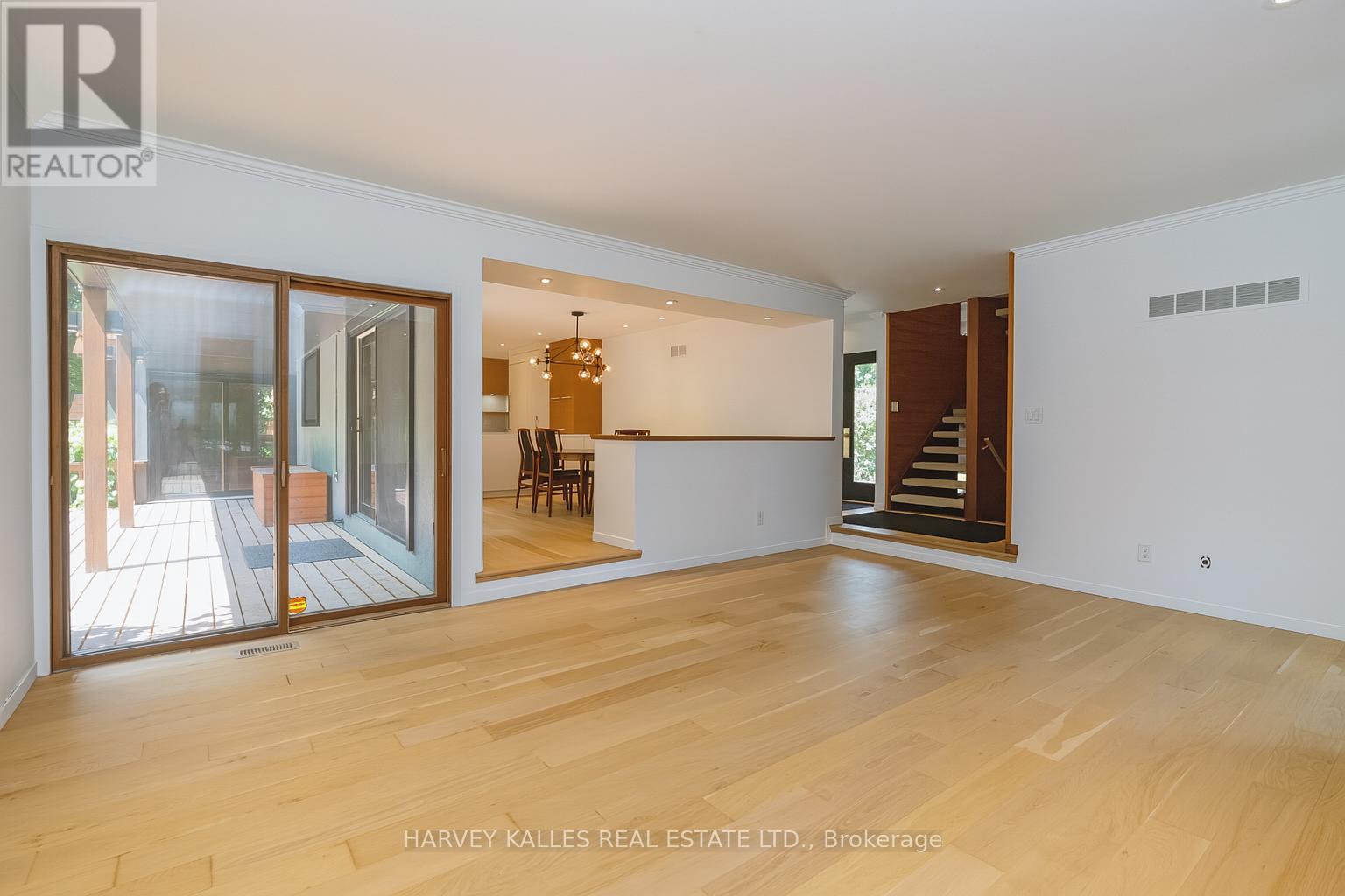 23 Royal Oak Drive, Barrie, Ontario  L4N 7S5 - Photo 15 - S12365110