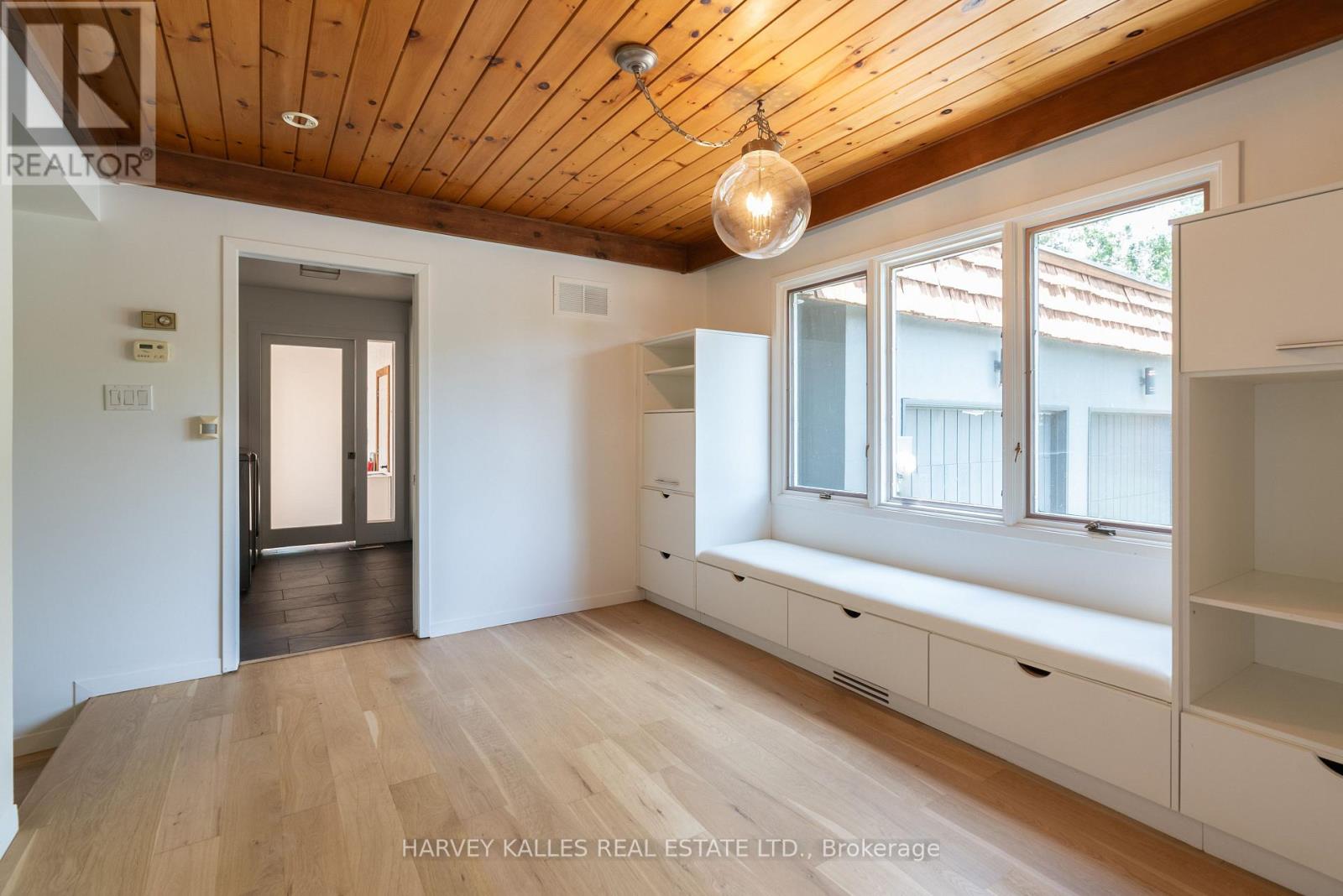 23 Royal Oak Drive, Barrie, Ontario  L4N 7S5 - Photo 17 - S12365110