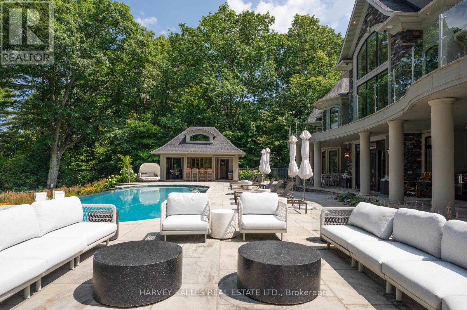 1562 Ladywood Way, Innisfil, Ontario  L9S 2T7 - Photo 14 - N12368768