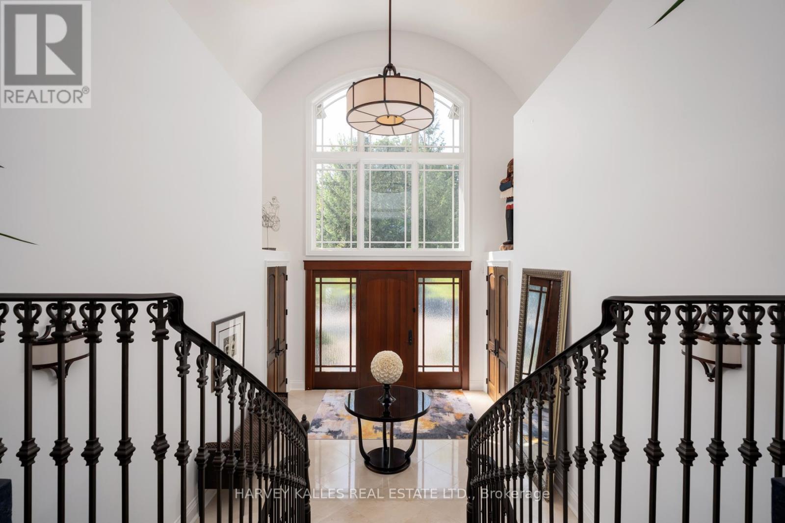 1562 Ladywood Way, Innisfil, Ontario  L9S 2T7 - Photo 16 - N12368768