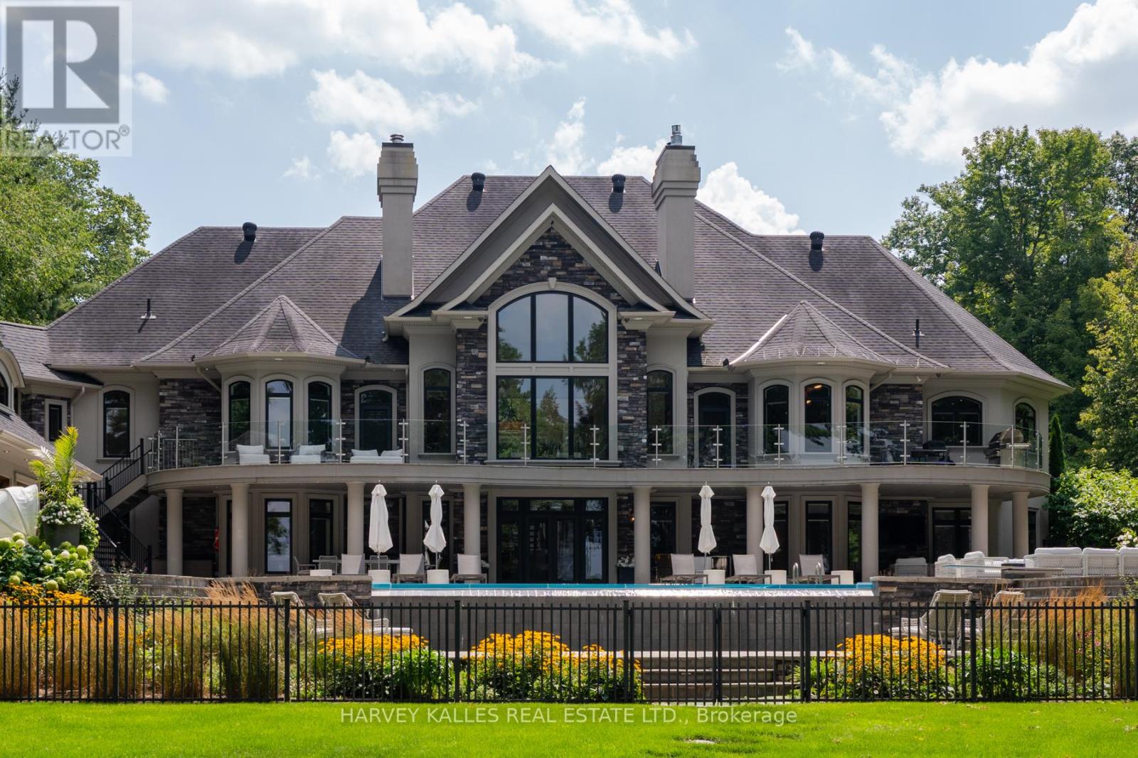 1562 Ladywood Way, Innisfil, Ontario  L9S 2T7 - Photo 4 - N12368768