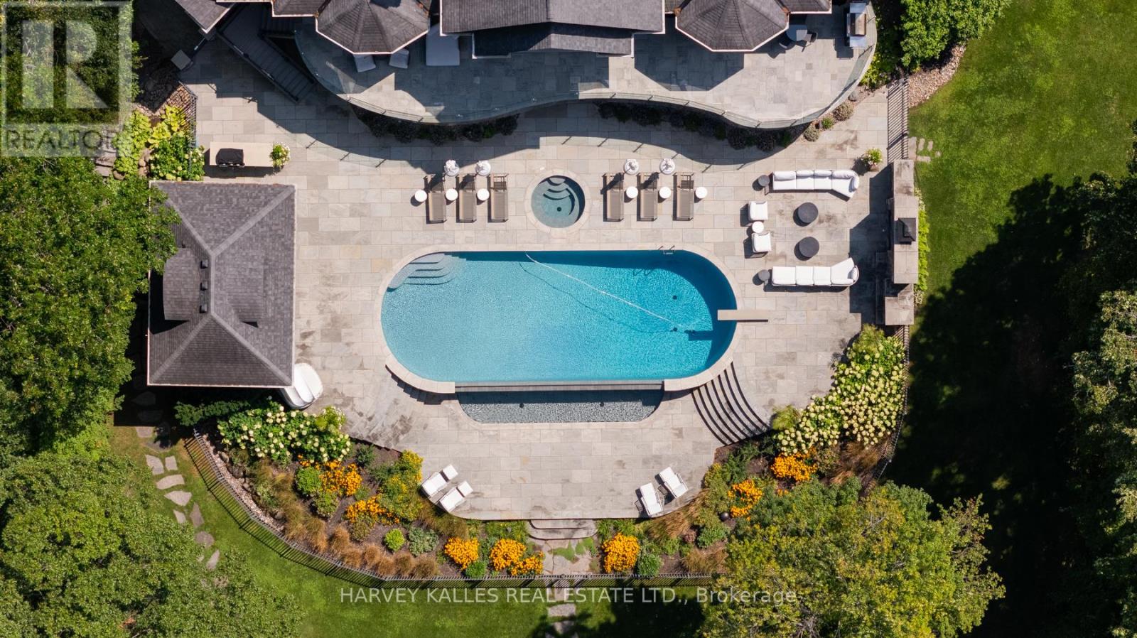 1562 Ladywood Way, Innisfil, Ontario  L9S 2T7 - Photo 6 - N12368768