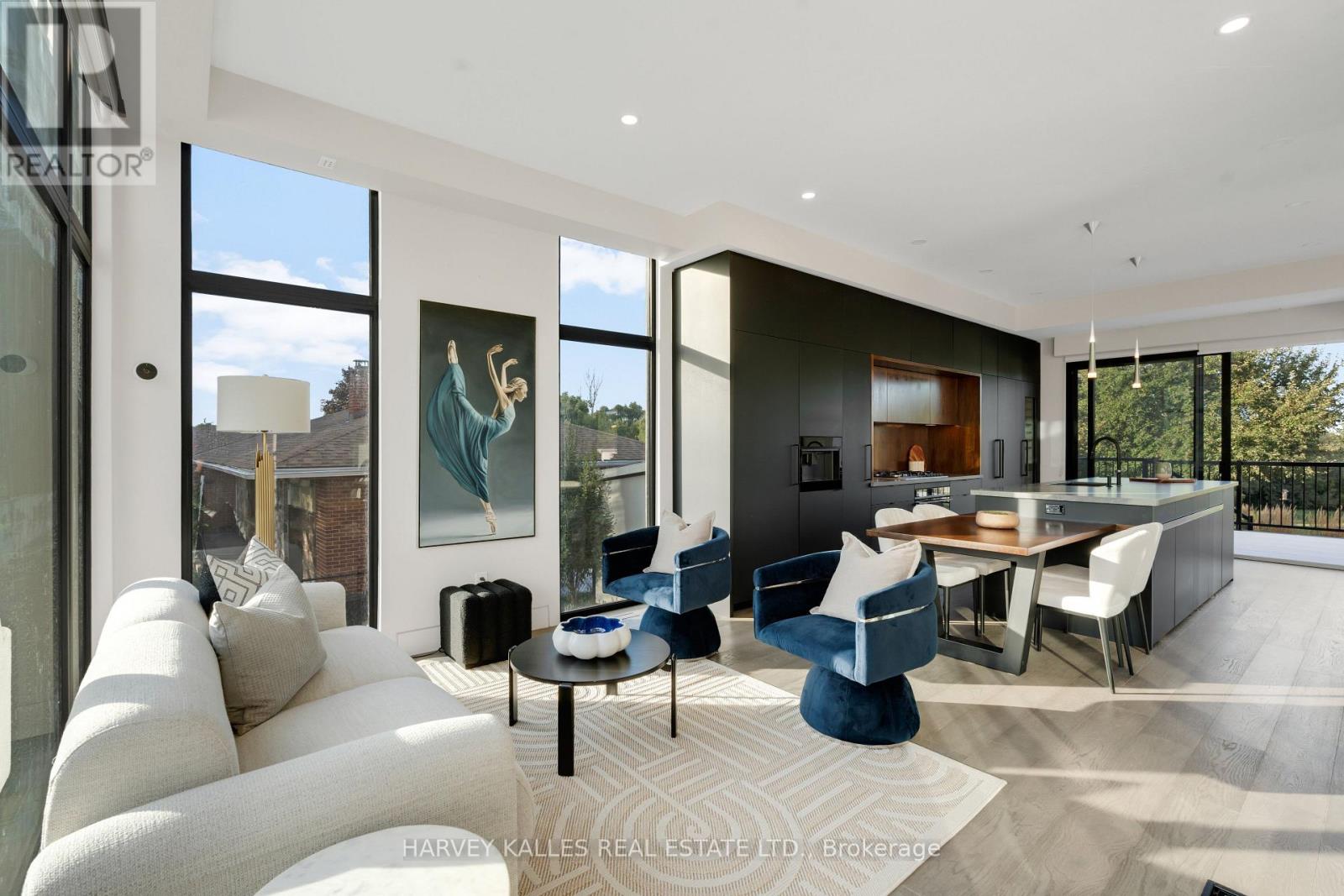 29 Peru Road, Milton, Ontario  L9T 2V5 - Photo 7 - W12378913