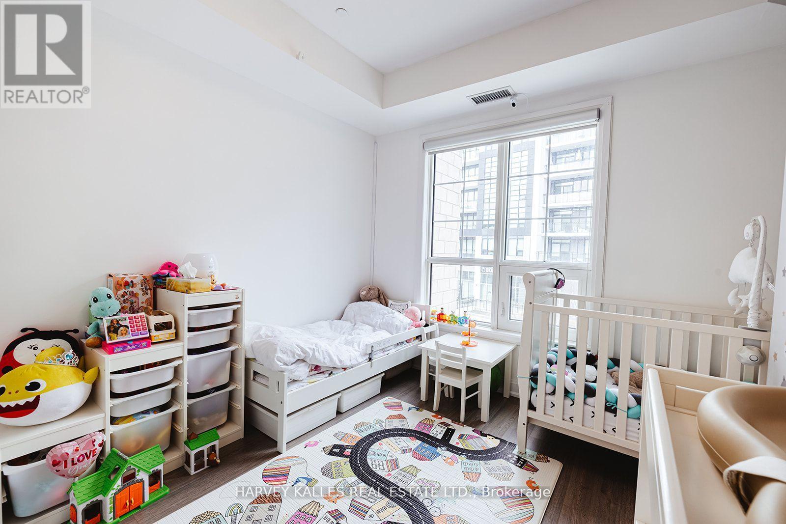 227 - 216 Oak Park Boulevard, Oakville, Ontario  L6H 0K3 - Photo 21 - W12382298