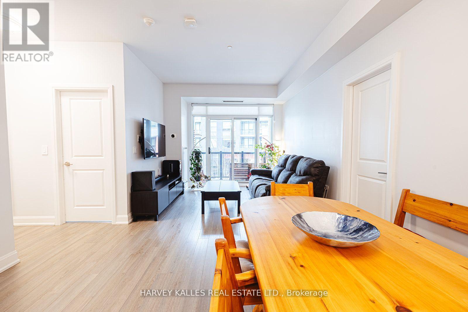 227 - 216 Oak Park Boulevard, Oakville, Ontario  L6H 0K3 - Photo 32 - W12382298