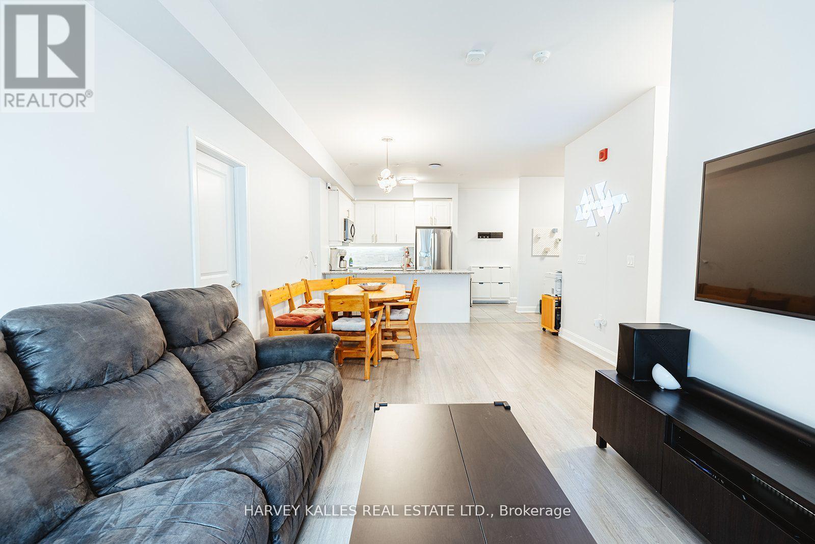 227 - 216 Oak Park Boulevard, Oakville, Ontario  L6H 0K3 - Photo 35 - W12382298