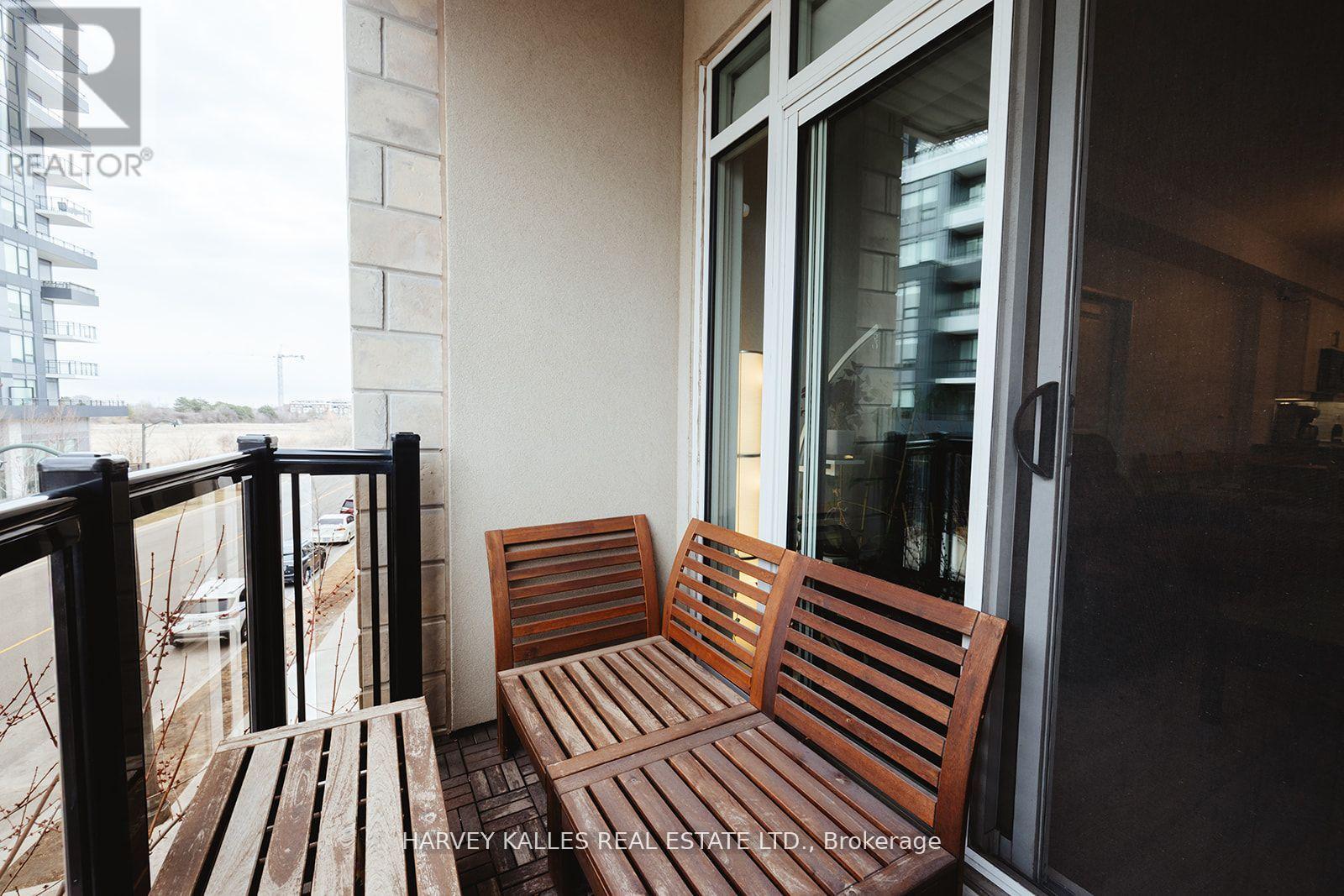 227 - 216 Oak Park Boulevard, Oakville, Ontario  L6H 0K3 - Photo 38 - W12382298