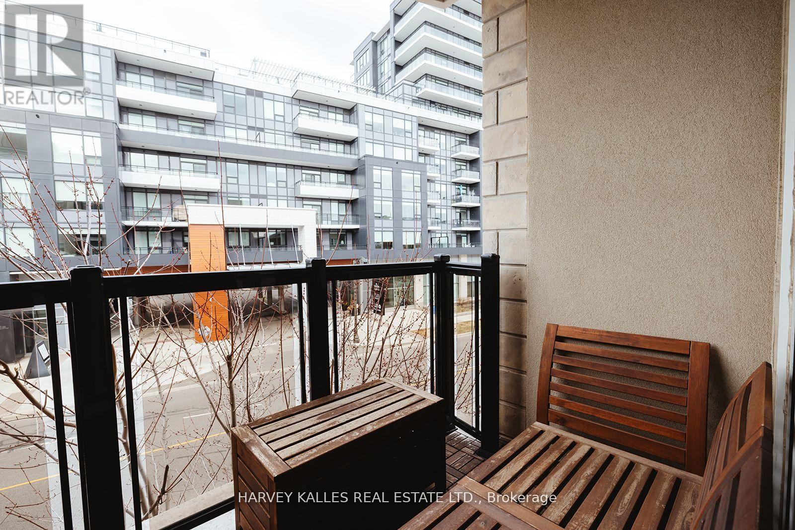 227 - 216 Oak Park Boulevard, Oakville, Ontario  L6H 0K3 - Photo 42 - W12382298