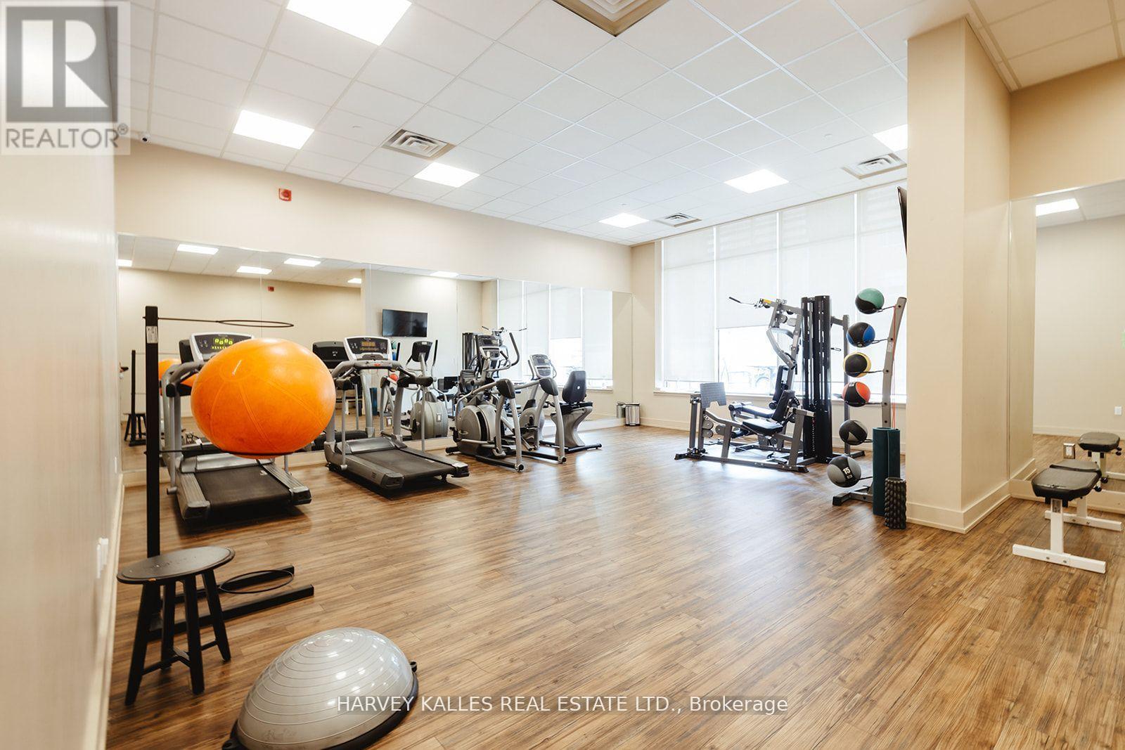 227 - 216 Oak Park Boulevard, Oakville, Ontario  L6H 0K3 - Photo 43 - W12382298