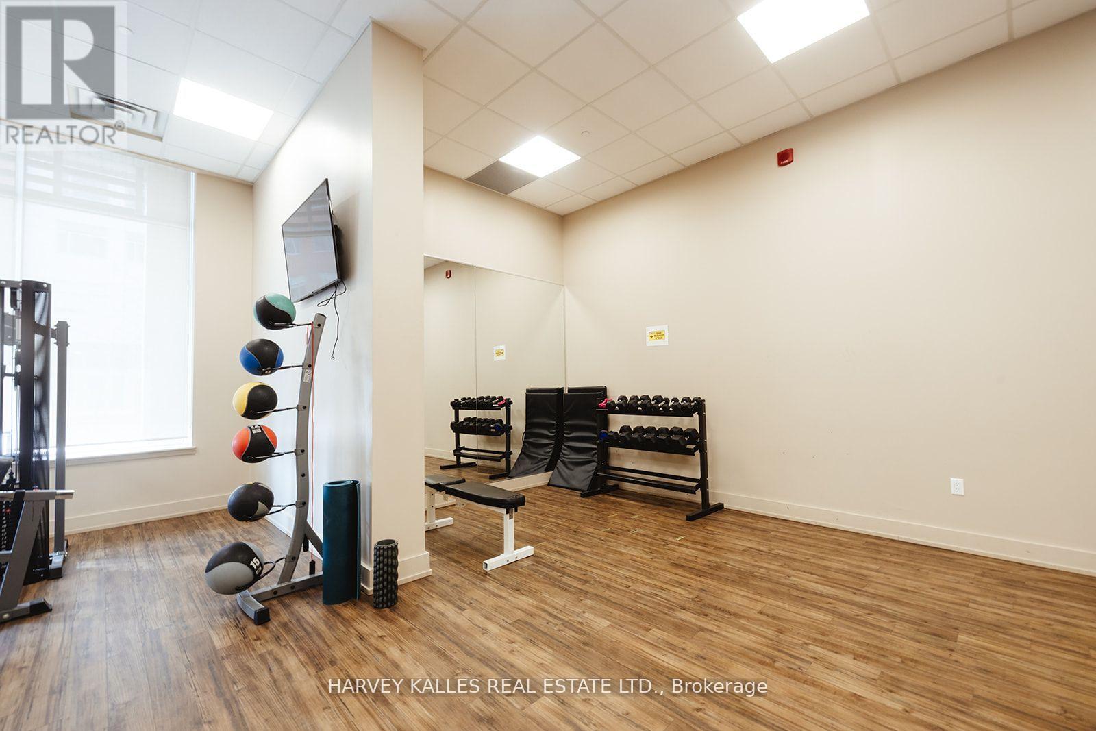 227 - 216 Oak Park Boulevard, Oakville, Ontario  L6H 0K3 - Photo 44 - W12382298