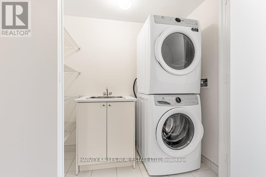 4 - 60 George Butchart Drive, Toronto, Ontario  M3K 0E1 - Photo 21 - W12399798