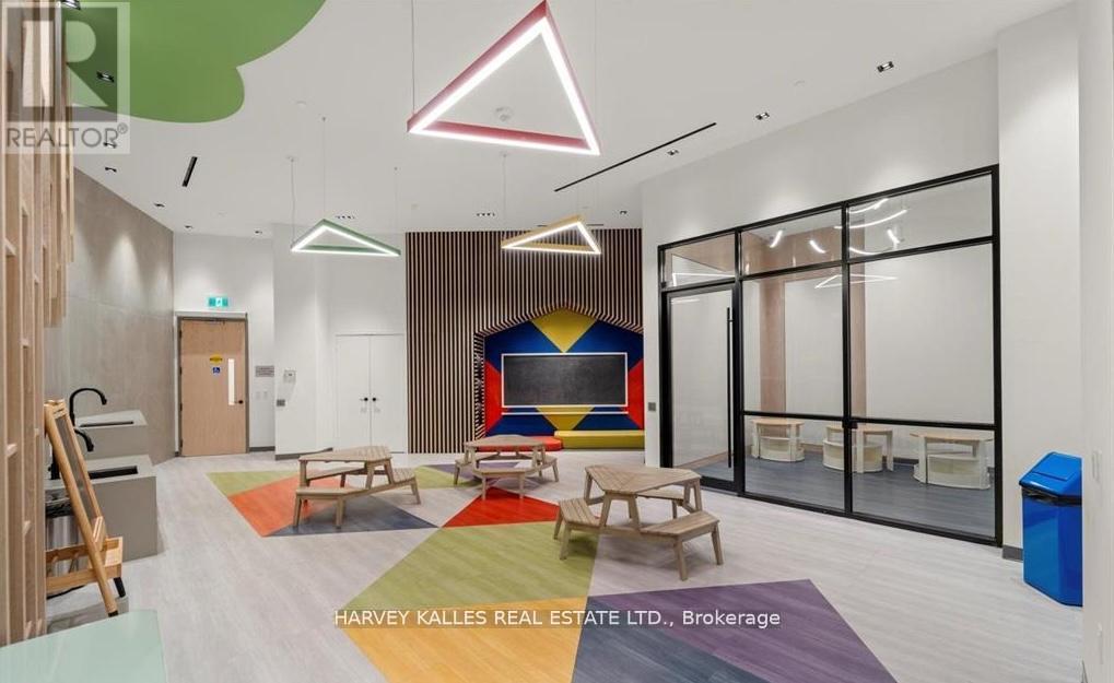 4 - 60 George Butchart Drive, Toronto, Ontario  M3K 0E1 - Photo 26 - W12399798