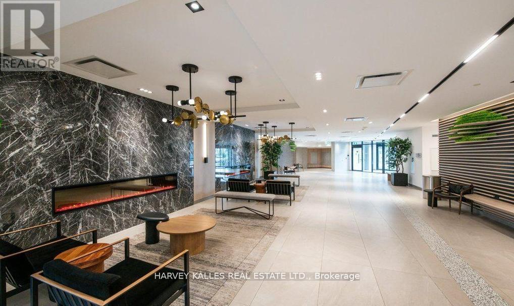 4 - 60 George Butchart Drive, Toronto, Ontario  M3K 0E1 - Photo 7 - W12399798