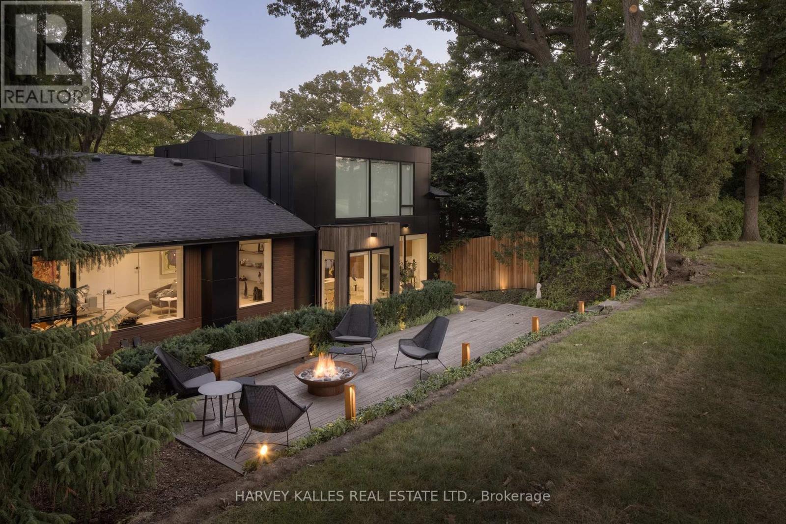 30 Edenbrook Hill, Toronto, Ontario M9A 3Z6 - Photo 21 - W12405349