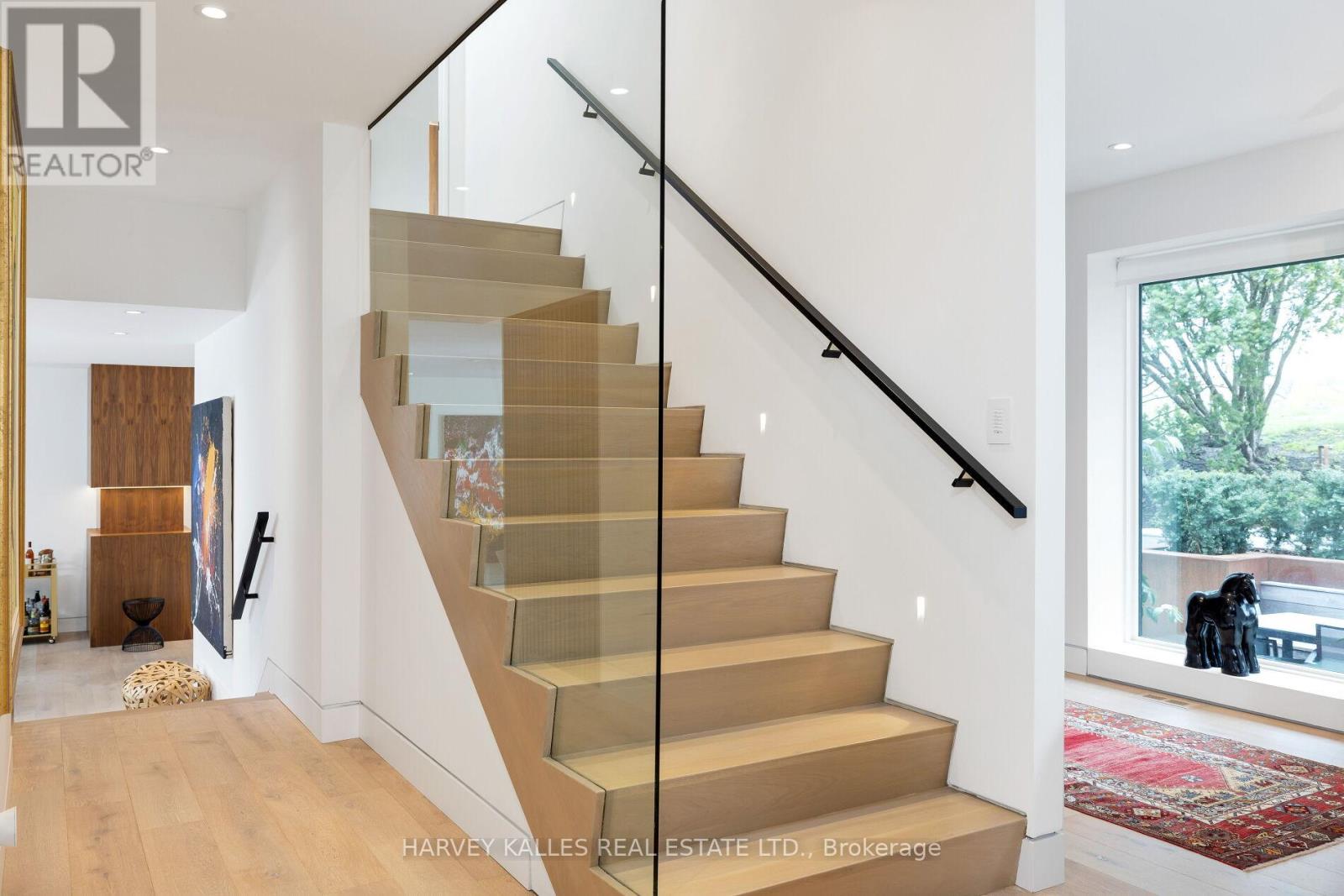 30 Edenbrook Hill, Toronto, Ontario M9A 3Z6 - Photo 27 - W12405349