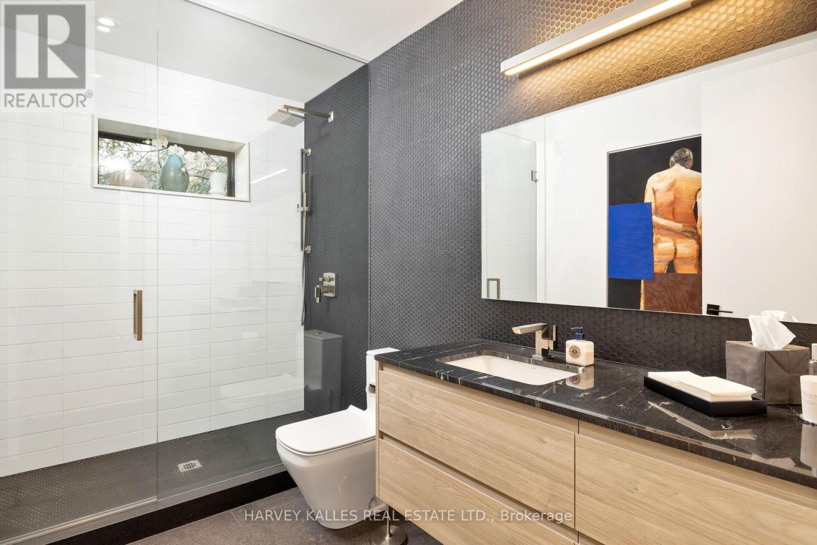 30 Edenbrook Hill, Toronto, Ontario M9A 3Z6 - Photo 33 - W12405349