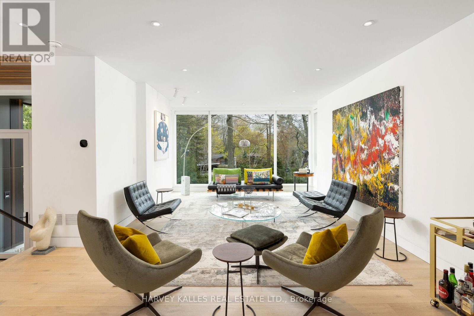 30 Edenbrook Hill, Toronto, Ontario M9A 3Z6 - Photo 8 - W12405349