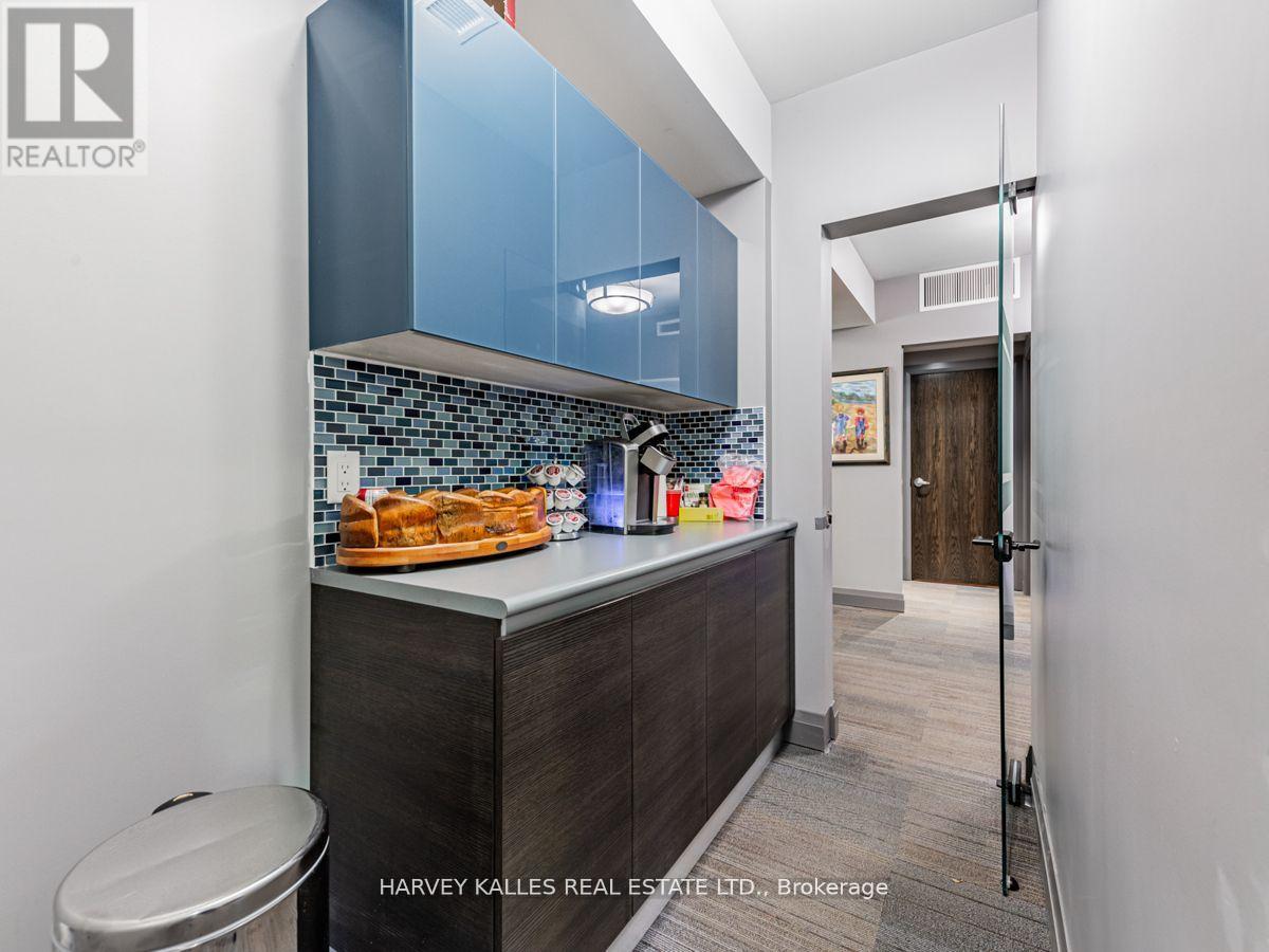 80 Centre Street, Vaughan, Ontario  L4J 1E9 - Photo 21 - N12408820