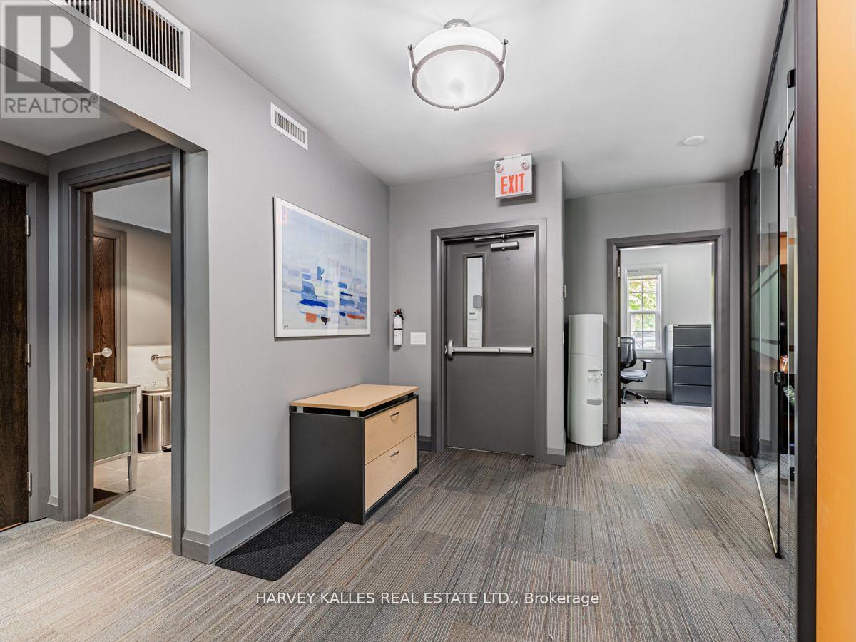 80 Centre Street, Vaughan, Ontario  L4J 1E9 - Photo 25 - N12408820