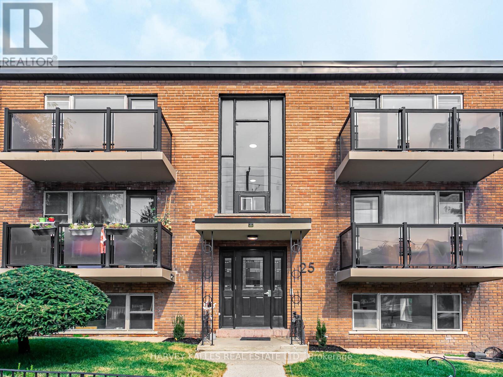 25 WINDERMERE AVENUE, Toronto, Ontario