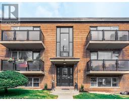 25 WINDERMERE AVENUE, Toronto, Ontario