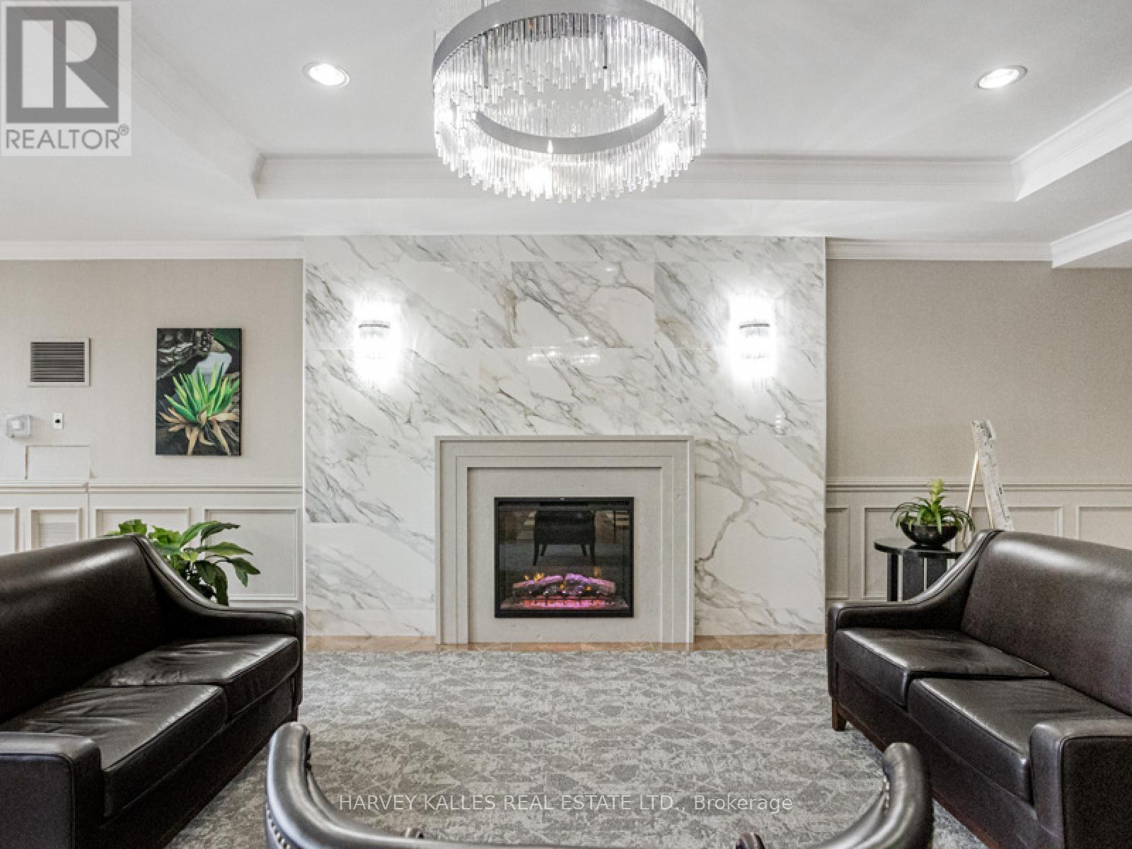 211 - 7 Townsgate Drive, Vaughan, Ontario L4J 7Z9 - Photo 30 - N12431704