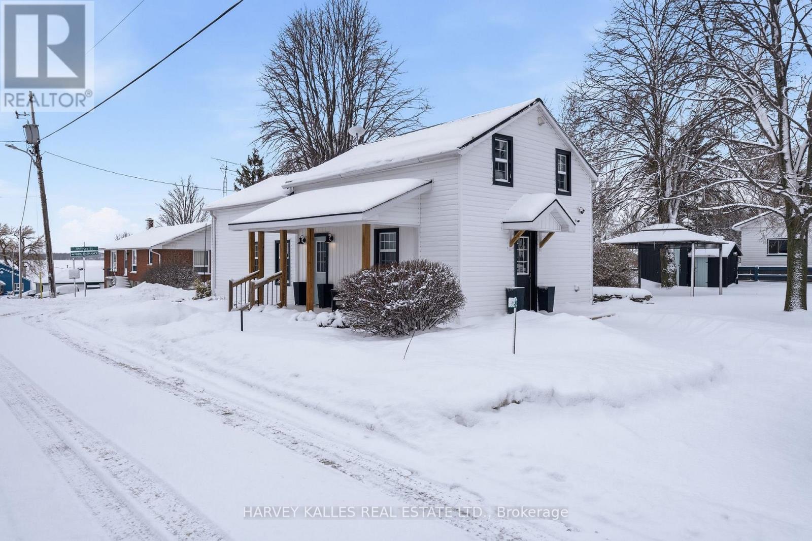 22 Demille Street, Prince Edward County, Ontario K0K 2T0 - Photo 2 - X12432284