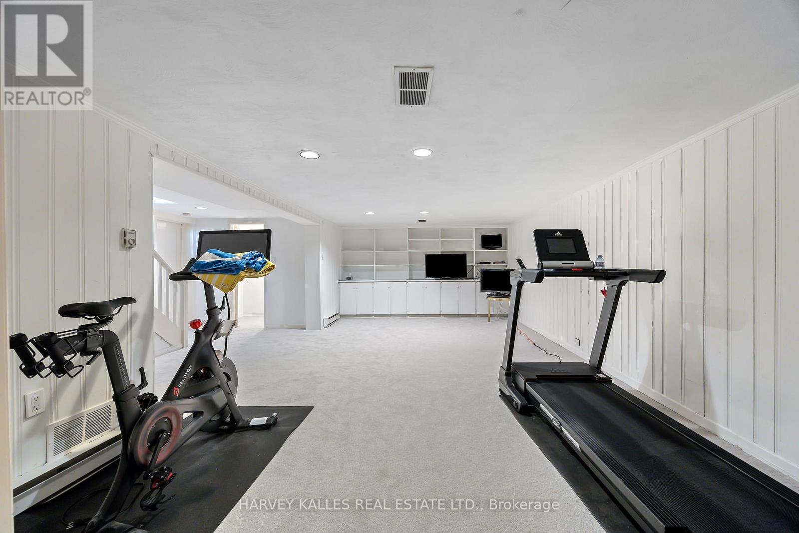 26 Forest Ridge Drive, Toronto, Ontario  M6B 1H3 - Photo 32 - C12438515