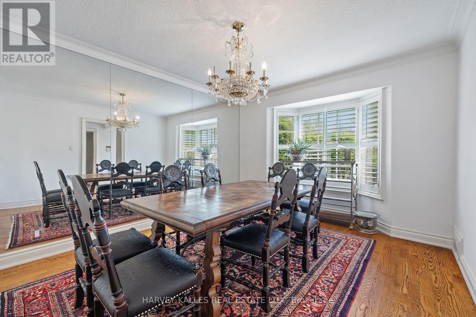 26 Forest Ridge Drive, Toronto, Ontario  M6B 1H3 - Photo 7 - C12438515