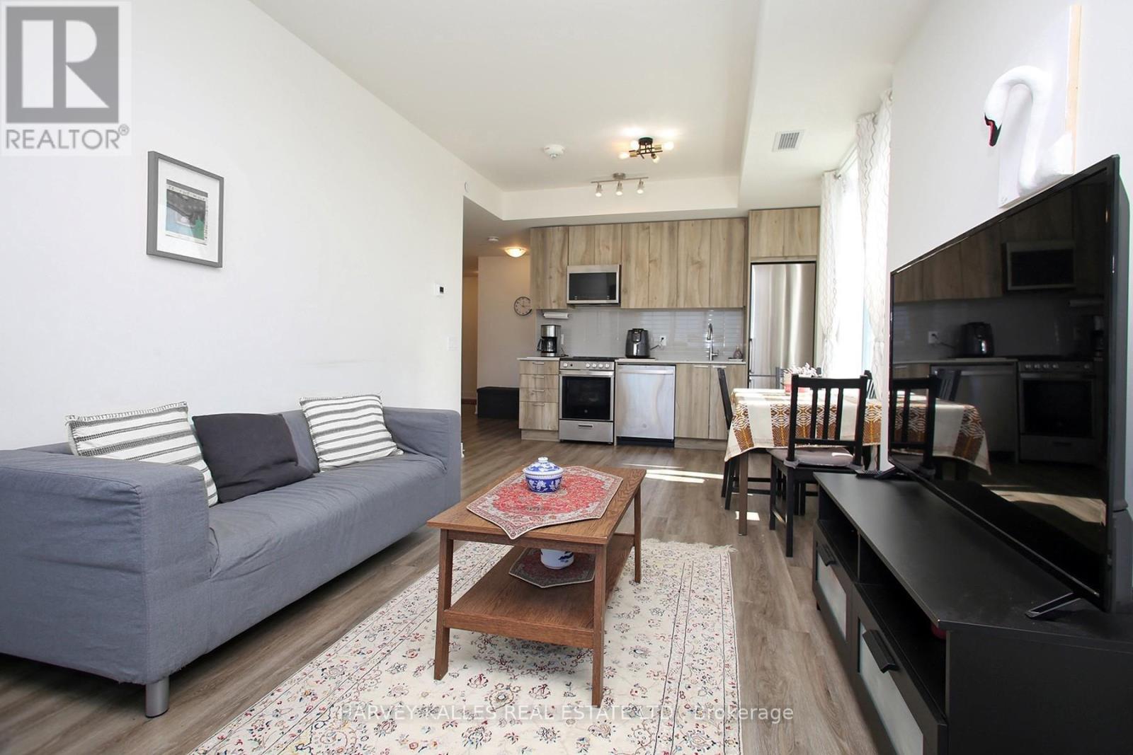 305 - 185 Deerfield Road, Newmarket, Ontario L3Y 0G7 - Photo 8 - N12446363