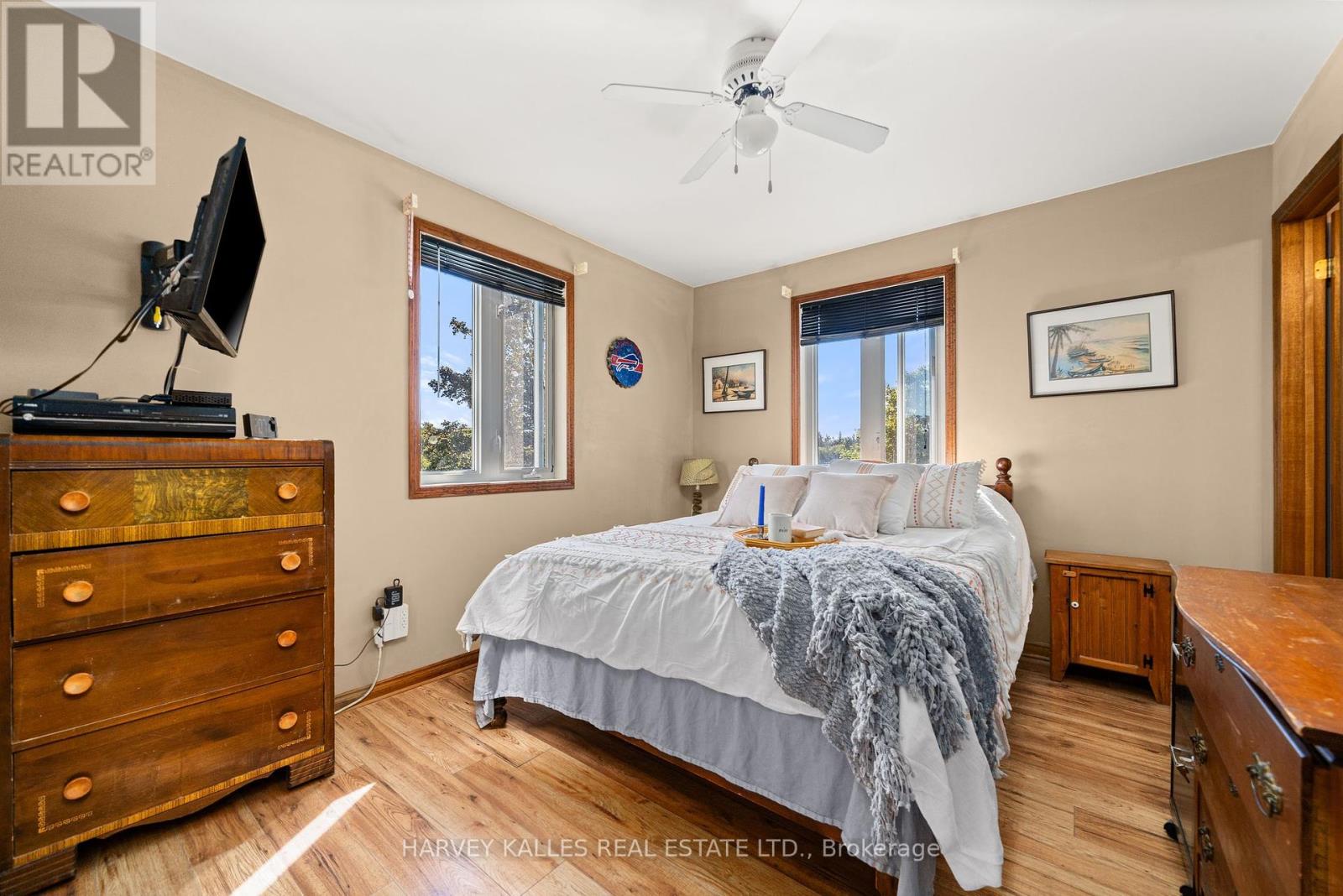 198 Welbanks Road, Prince Edward County, Ontario K0K 1P0 - Photo 20 - X12446517