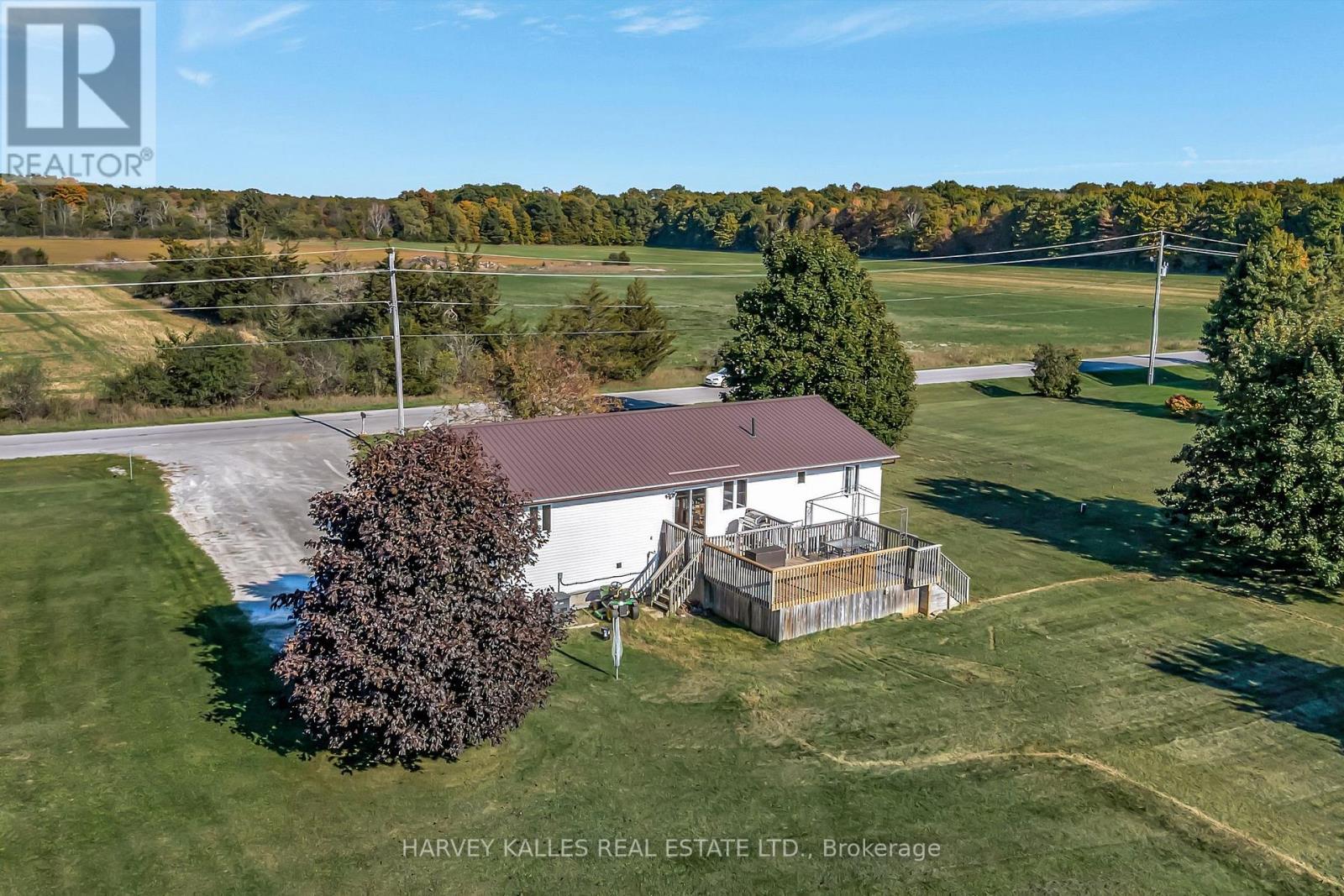 198 Welbanks Road, Prince Edward County, Ontario K0K 1P0 - Photo 33 - X12446517