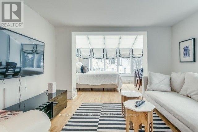 99 Hazelton Avenue, Toronto, Ontario M5R 2E4 - Photo 11 - C12452930