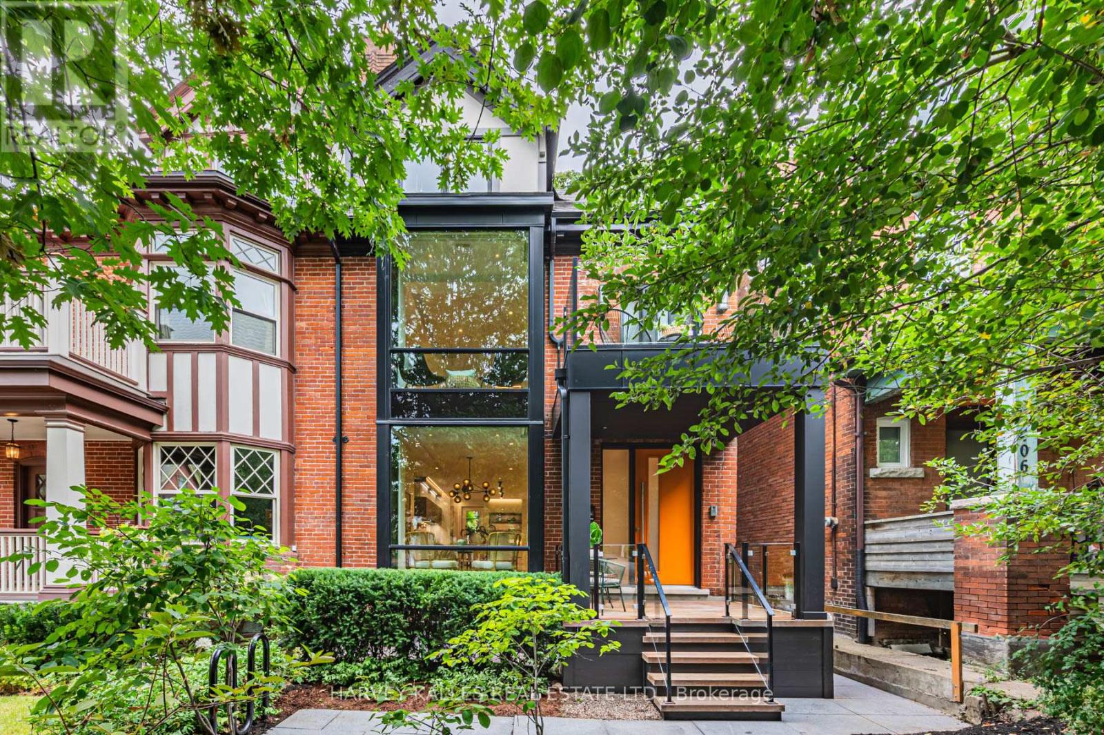 404 BRUNSWICK AVENUE, Toronto, Ontario