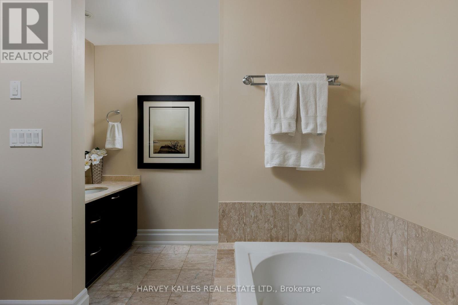 304 - 51 York Mills Road, Toronto, Ontario M2P 1B6 - Photo 17 - C12467633