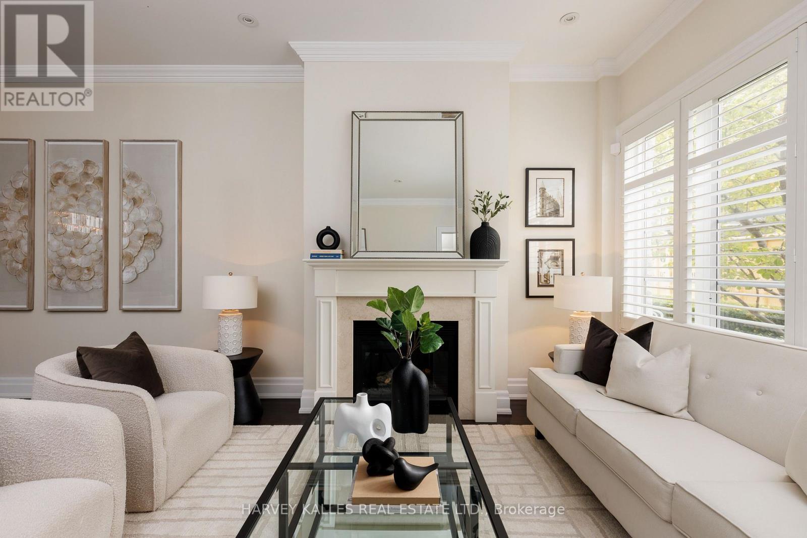 304 - 51 York Mills Road, Toronto, Ontario M2P 1B6 - Photo 3 - C12467633