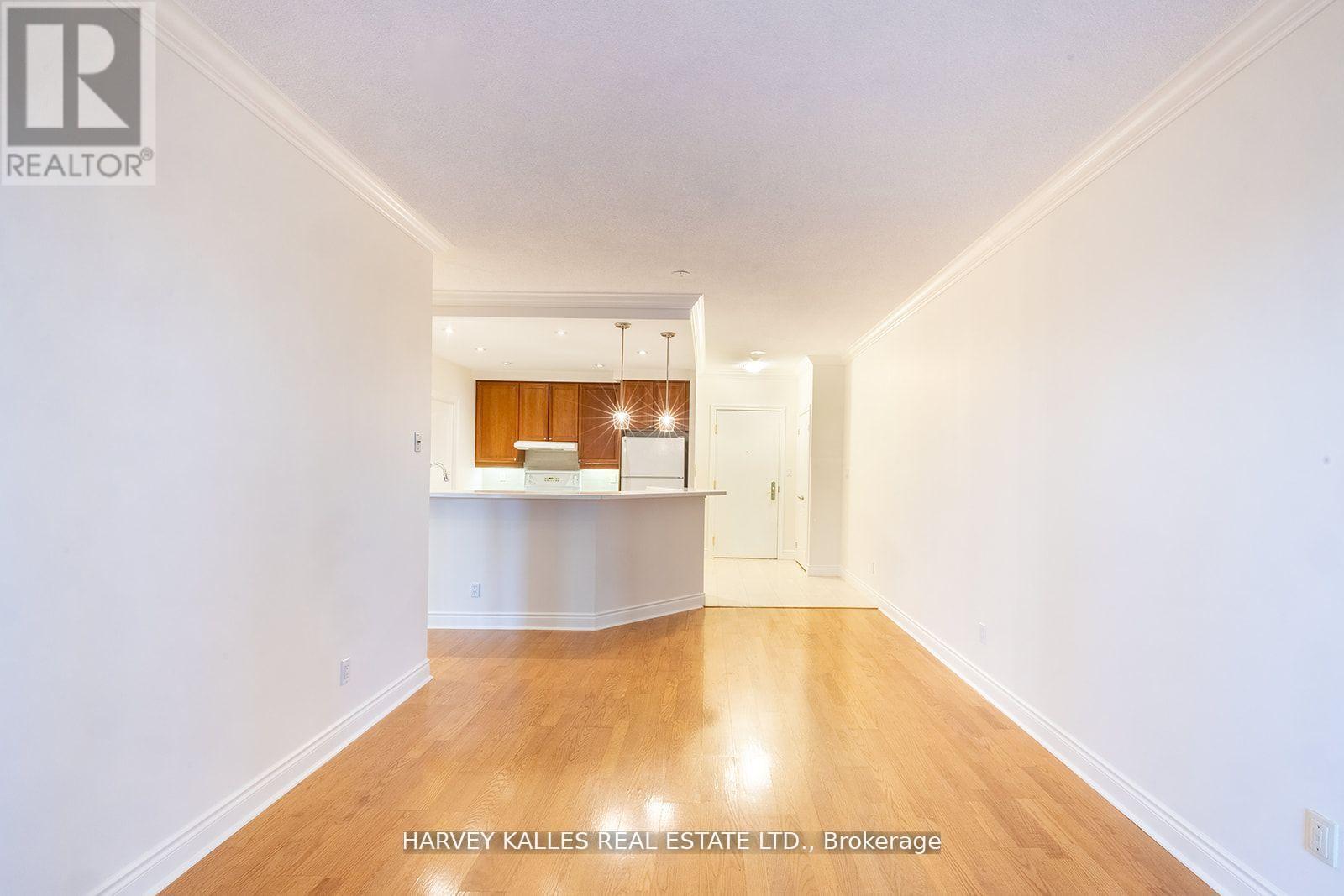 412 - 2 Aberfoyle Crescent, Toronto, Ontario M8X 2Z8 - Photo 11 - W12470823