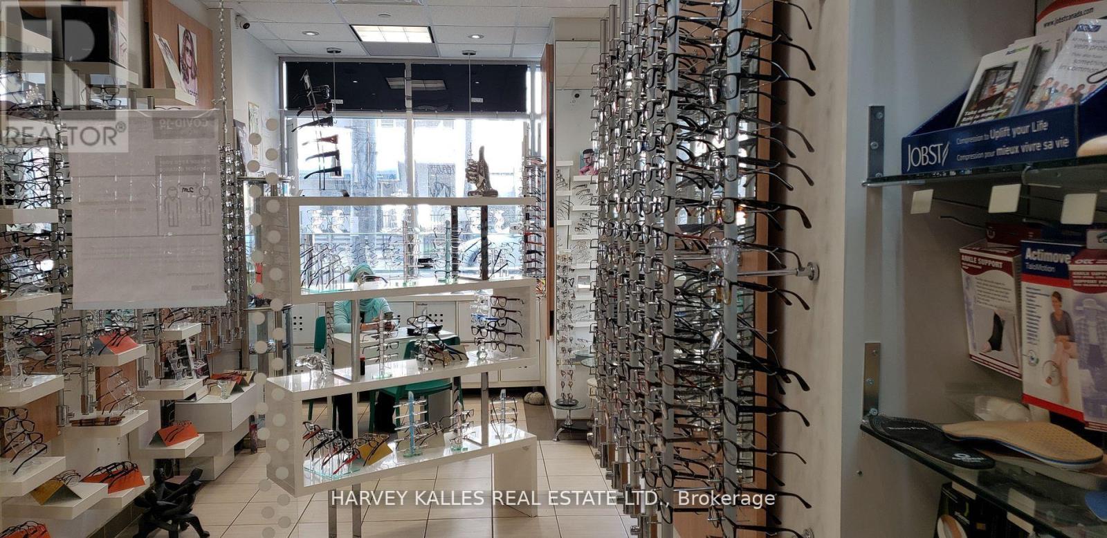 11 A And B - 225 Wellesley Street E, Toronto, Ontario M4X 1X8 - Photo 6 - C12471223