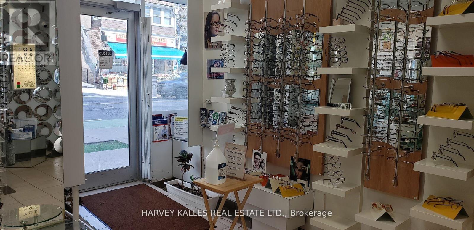 11 A And B - 225 Wellesley Street E, Toronto, Ontario M4X 1X8 - Photo 7 - C12471223