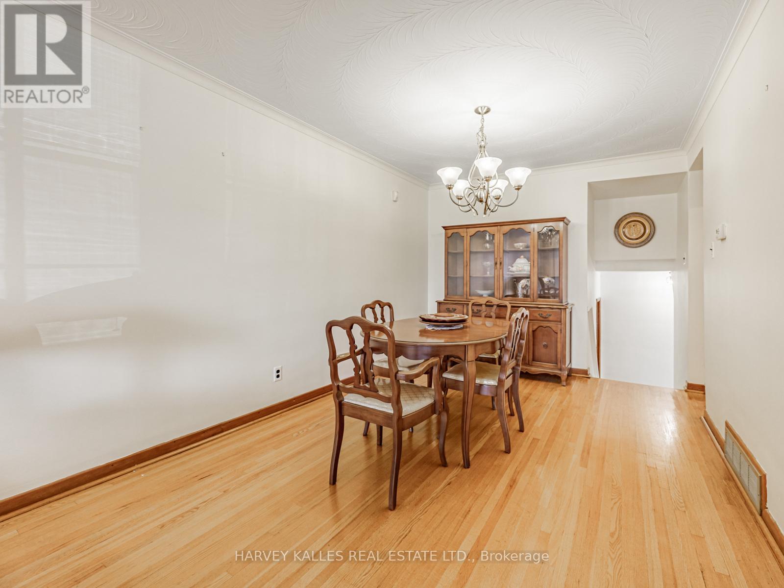 205 Vauxhall Drive, Toronto, Ontario M1P 1R6 - Photo 8 - E12472543