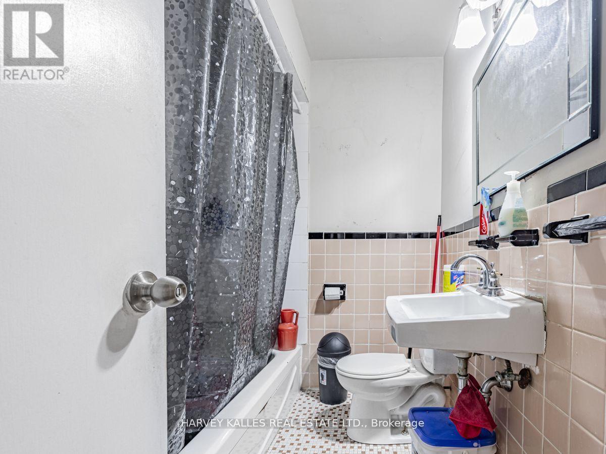 561-563 Danforth Road, Toronto, Ontario  M1K 1E1 - Photo 16 - E12472701