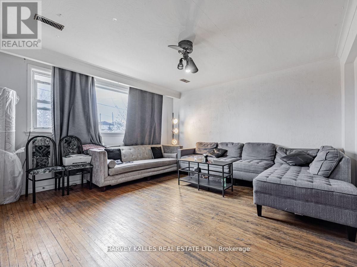 561-563 Danforth Road, Toronto, Ontario  M1K 1E1 - Photo 12 - E12472712