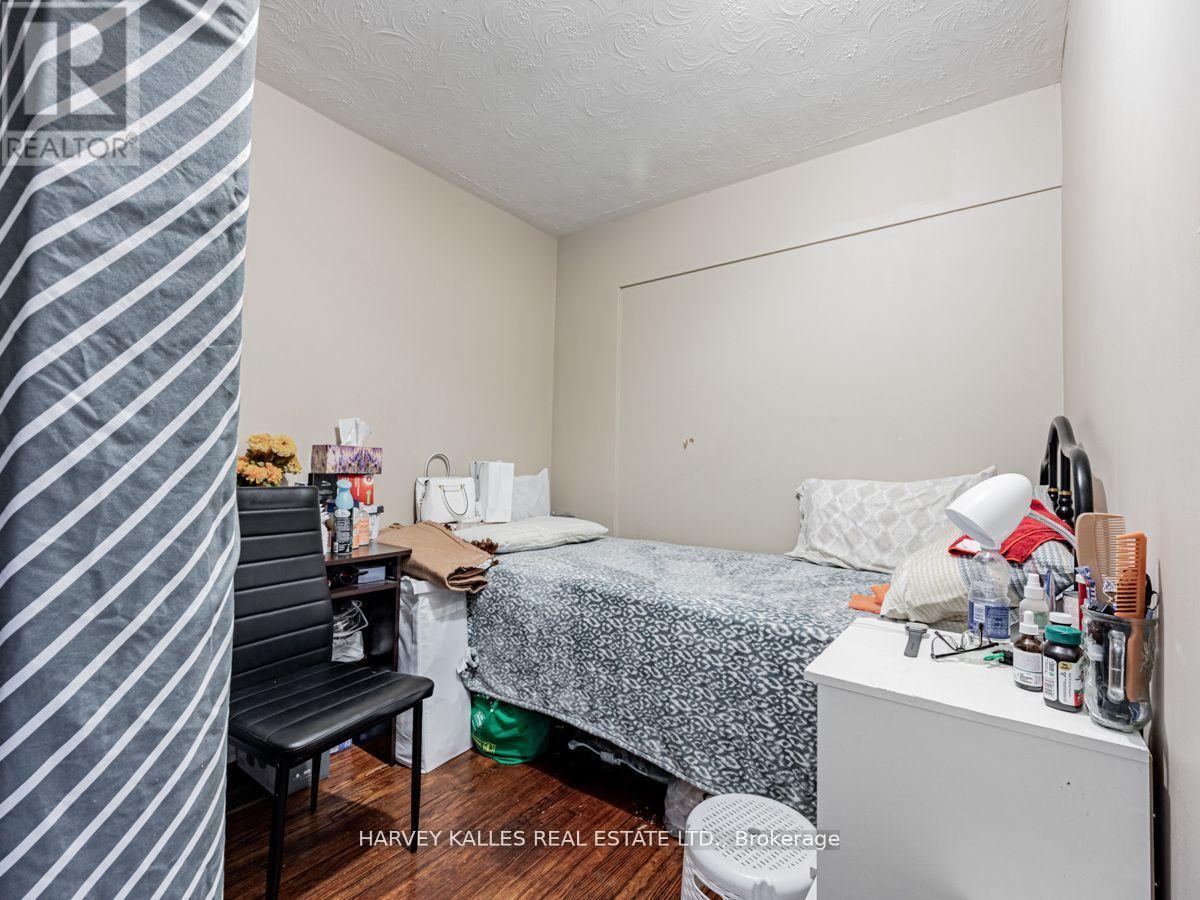 561-563 Danforth Road, Toronto, Ontario  M1K 1E1 - Photo 16 - E12472712